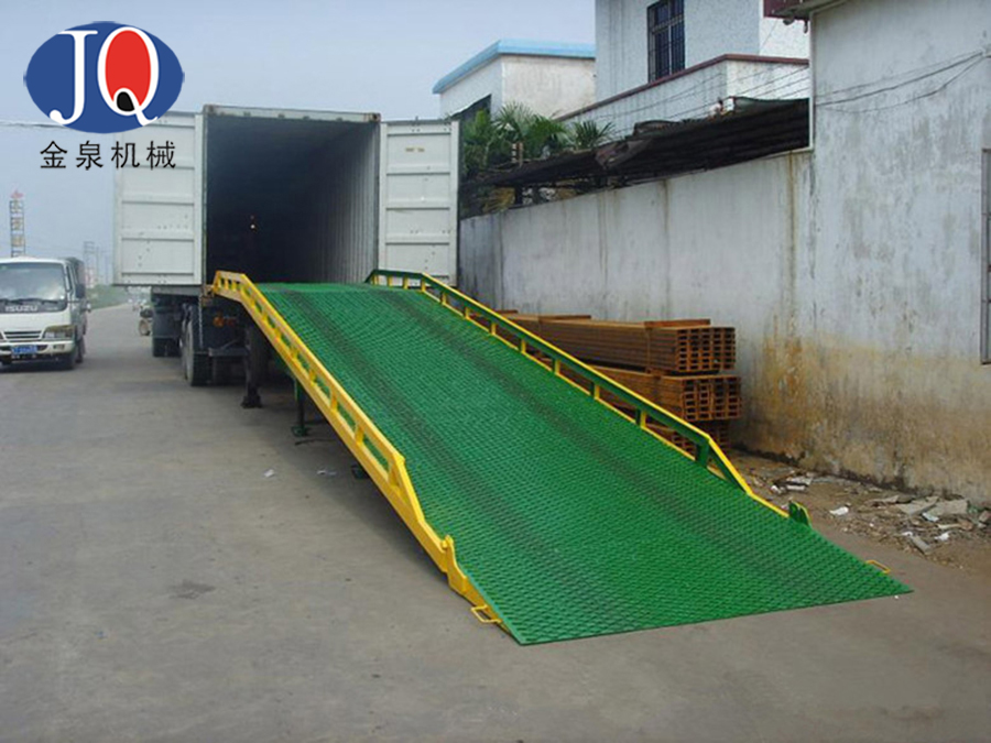 液壓裝卸平臺(tái)